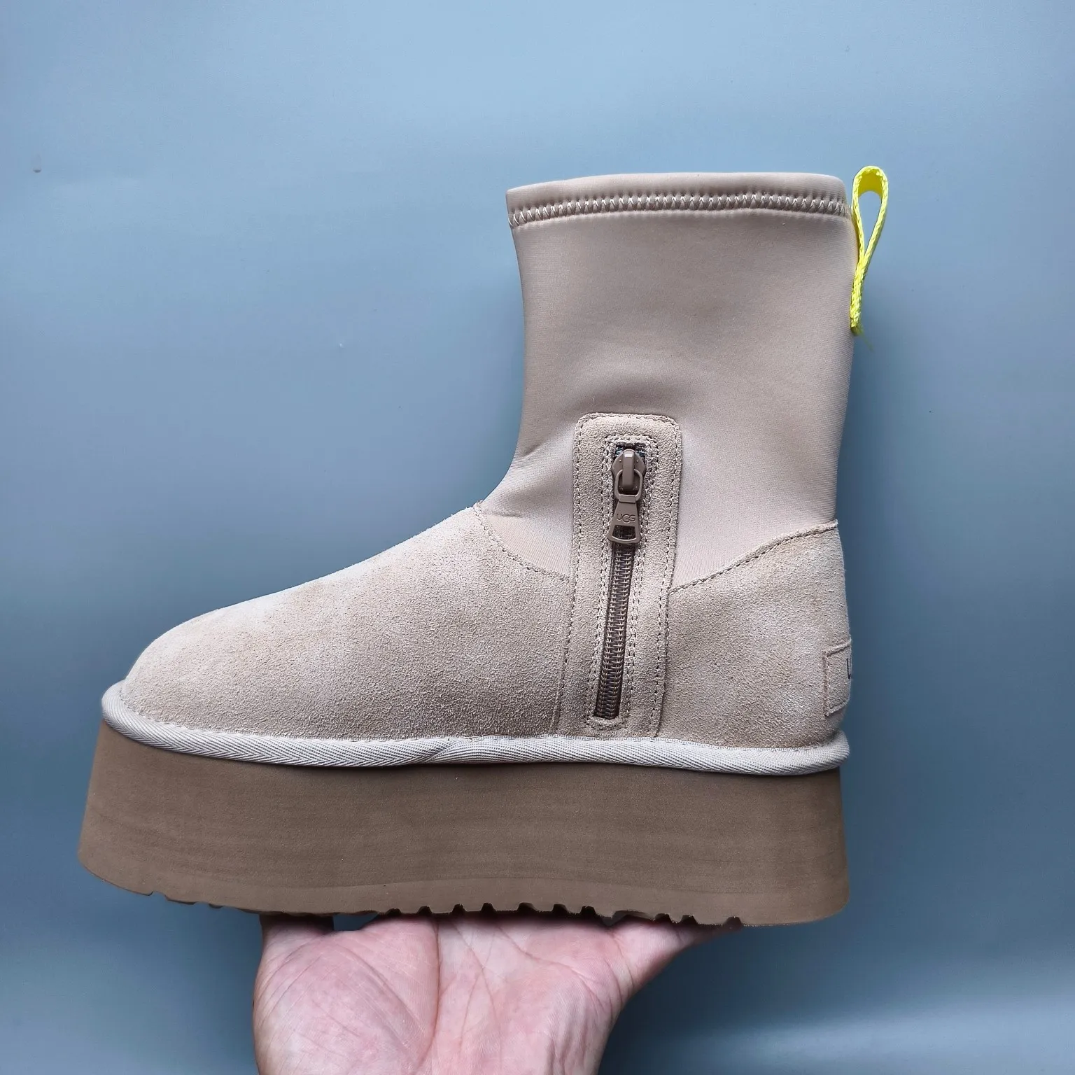 💰560 UGG sheepskin all-in-one snow boots 4031 Thick-soled elastic mid-cut casual style Color: Maroon Black Sand Size: 35-40